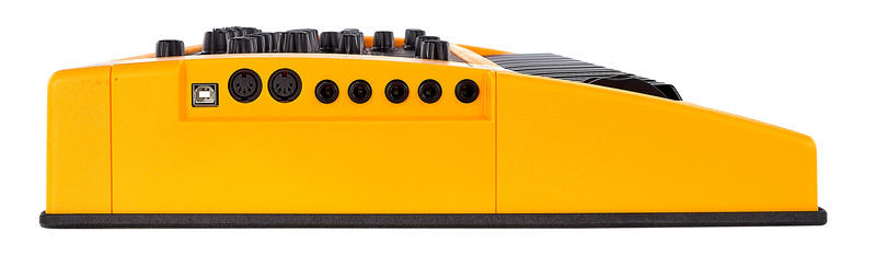 【StudioLogic・Sledge・スタジオロジック・スレッジ・動作品】 Amazon.com: Studiologic Sledge 2 Black Edition Synthesizer